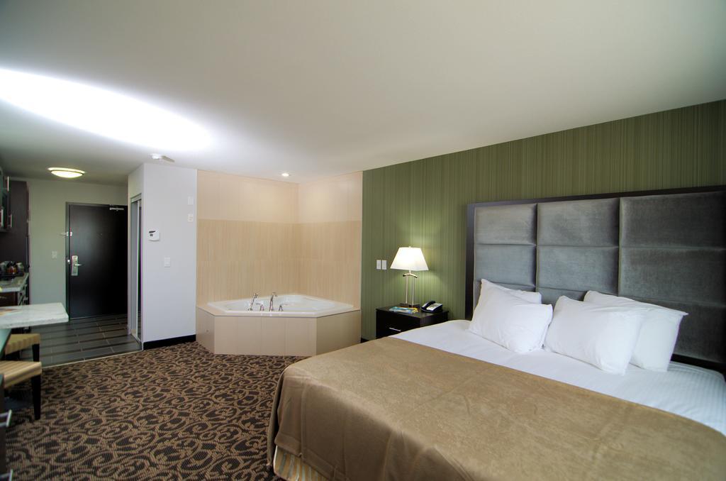 Paradise Inn And Suites Redwater Eksteriør billede