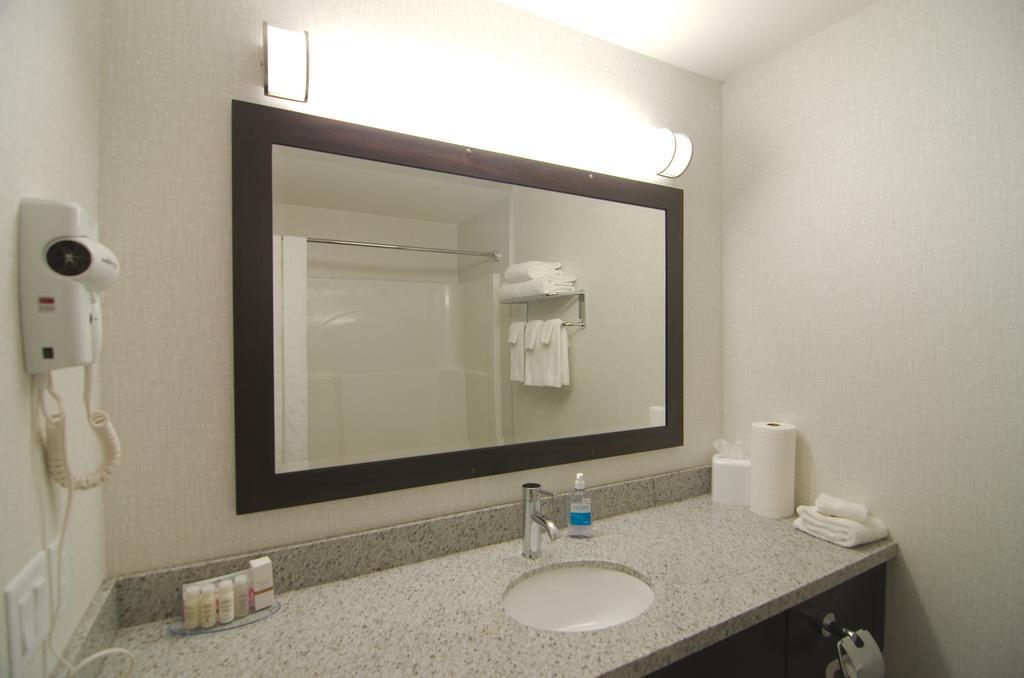 Paradise Inn And Suites Redwater Værelse billede
