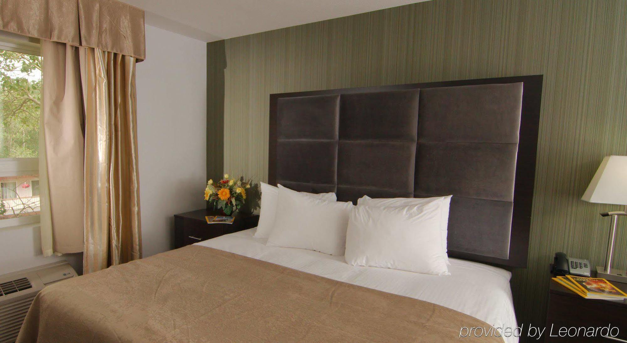 Paradise Inn And Suites Redwater Eksteriør billede