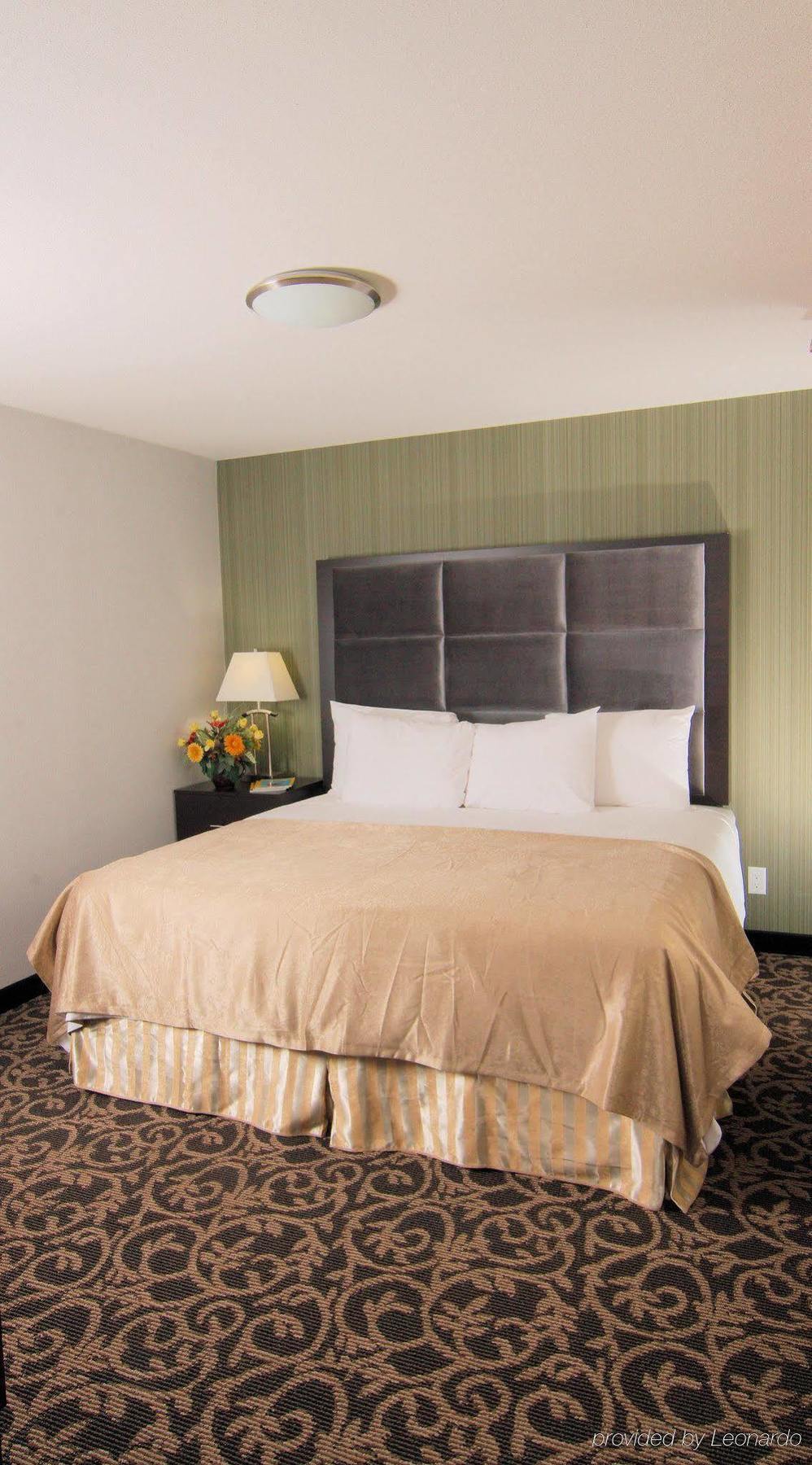 Paradise Inn And Suites Redwater Eksteriør billede